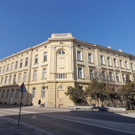 The Gate Rooms Novi Sad Exterior photo